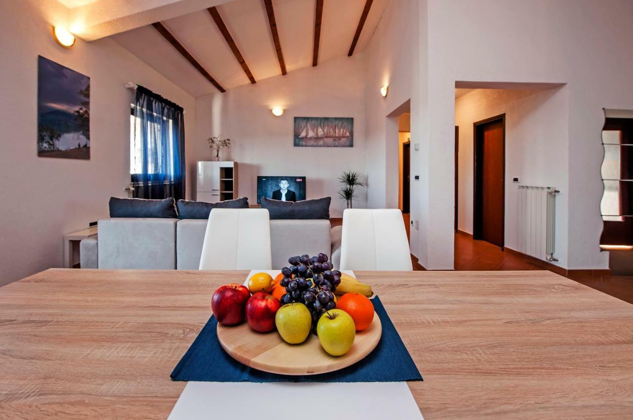Apartment Bora Rovinj Exterior foto