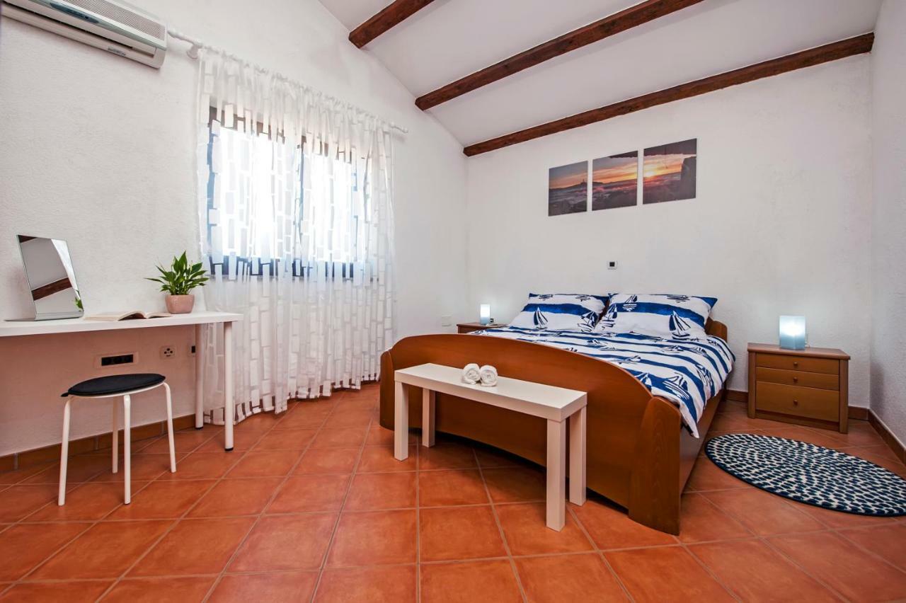 Apartment Bora Rovinj Exterior foto